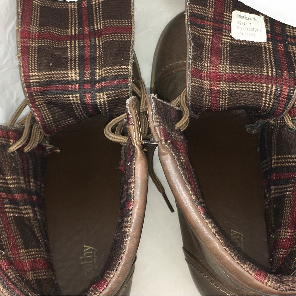 Cathy Jean Light Brown Lace-Up Boots with Plaid Lining -7- - Picture 5 of 16